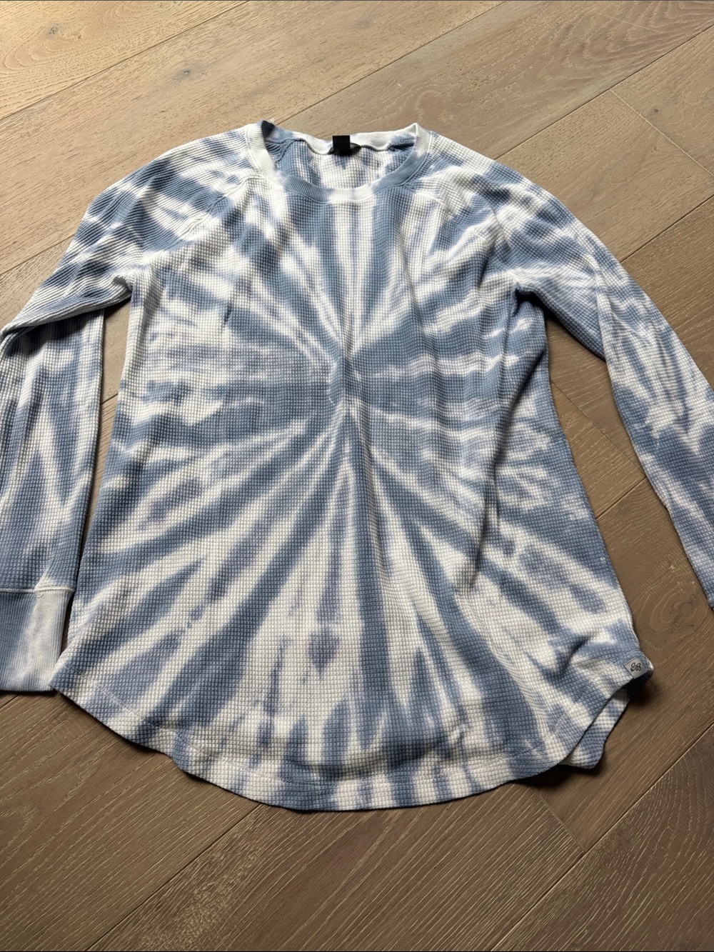 Eddie Bauer Light Blue and White Tie-Dye Waffle Long Sleeve Top